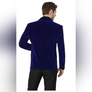 Mage Male Blue Velet Three Piece Suit NWT Size Medium